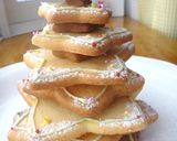 A picture of step 8 of Christmas Tree Cookies.