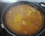 Foto del paso 3 de la receta: Arroz con salchichas rojas y mini hamburguesas