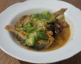 Foto langkah ke 6 dari resep Ikan Asin Gereh Pethek dengan sayur Gambas/Oyong.
