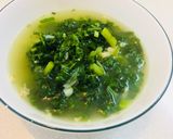 Hình bước làm 5 của món Canh nước xương gà, cải xoăn