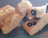 Foto del paso 3 de la receta: Focaccia deliciosa de aceitunas negras y cebolla