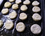 Foto del paso 1 de la receta: BIZCOCHITOS dulces y salados (CON 2 INGREDIENTES) súper fácil