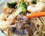 Foto del paso 7 de la receta: Fideos de arroz fritos estilo chino