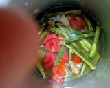 A picture of step 1 of Drumstick Soup.