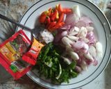Foto langkah ke 2 dari resep Ayam goreng bumbu ala kampung.