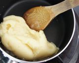 A picture of step 4 of Eclairs.