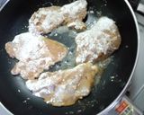 A picture of step 7 of Mayo-Soy Sauce Pan-fried Chicken Breast.