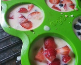 Foto del paso 5 de la receta: Postrecitos de queso🍓🍓🍓
