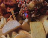 A picture of step 4 of Fried Yam and egg sauce.