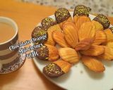 A picture of step 4 of Chocolate Orange Madeleines.