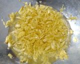 Foto langkah ke 2 dari resep Minyak Bawang / Garlic Oil.