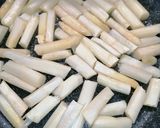 Sült halfilé tejszínes-kapros spárgán, tojásmetélttel recept fázis 1 fotója
