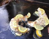 Une image de l'étape 7 de Darnes de congre marinées (marinade maison et citron).