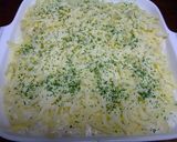A picture of step 9 of Autumn Salmon White Sauce Gratin.