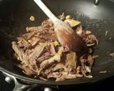 A picture of step 8 of Pigeon Fricassee.