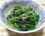 A picture of step 4 of Spinach with Nori Seaweed and Tiny Sardines (Namul).