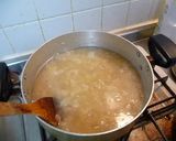 A picture of step 7 of Easy and Delicious Onion Soup.