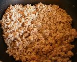 A picture of step 4 of Authentic Zhajiangmian with Meat and Miso.