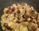 Foto del paso 3 de la receta: Albóndigas con champiñones y cebolla
