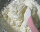 A picture of step 3 of My Vanilla Macarons à la Parisienne.