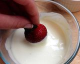 A picture of step 4 of 4th of July Strawberries.
