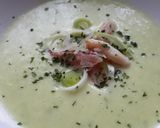 A picture of step 5 of Sig's Leek and Crab (or Croutons) Soup.