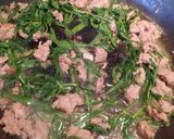 Foto del passaggio 3 della ricetta Maccheroni al ferretto con salsiccia grana e rucola