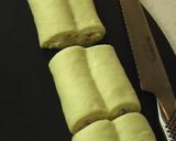 A picture of step 9 of Raisin and Cream Cheese Rolls.