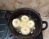 Foto langkah ke 4 dari resep Donat Pisang Wijen.