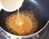 A picture of step 3 of Smooth Caramel Pudding.