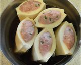 A picture of step 5 of Healthy Simmered Koya Dofu with Tofu and Meat Filling.