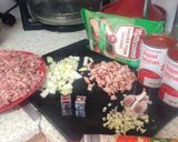 A picture of step 1 of My Rich And Meaty Spaghetti Bolognaise 💜.