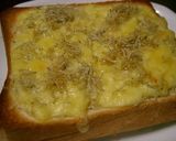A picture of step 5 of Chirimenjako and Cheese on Toast.