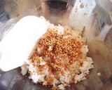 A picture of step 1 of Fragrant with Sesame Oil - Onigiri (Rice Balls) with Dashida Soup Stock.