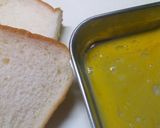 A picture of step 2 of Tea Flavored French Toast.