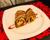 A picture of step 7 of Egg Parantha Roll.