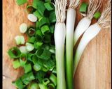 A picture of step 1 of Radish pods Salad.