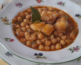 Foto del paso 4 de la receta: Potaje de garbanzos con bacalao