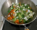 Foto langkah ke 3 dari resep Capcay Kuah.