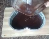 A picture of step 4 of Oreo biscuit cake.