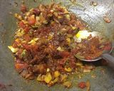 A picture of step 4 of Cheesy veg Bun.