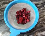 A picture of step 2 of Beetroot chana chutney.