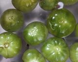 Foto del paso 1 de la receta: Tomates verdes en conserva