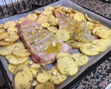 Foto del paso 4 de la receta: Costillar al horno con patatas al ajillo