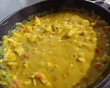 Foto del paso 4 de la receta: Pollo al curry con timbal de arroz con chauchas