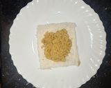 চীজি নুডলস ব্রেড পকেট (Cheesy noodles bread pocket recipe in Bengali) রেসিপি ধাপ - 3 ছবি