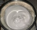Une image de l'étape 2 de Gâteau génoise fourré à la confiture.
