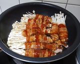 Foto langkah ke 4 dari resep 536. Jamur Enoki Beef Roll.