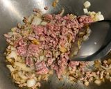 A picture of step 1 of Toddler-Friendly Tomato and Ground Beef Stew (2Y).