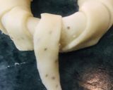 A picture of step 8 of Ring samosa.